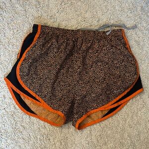 Nike tempo size M animal print running shorts